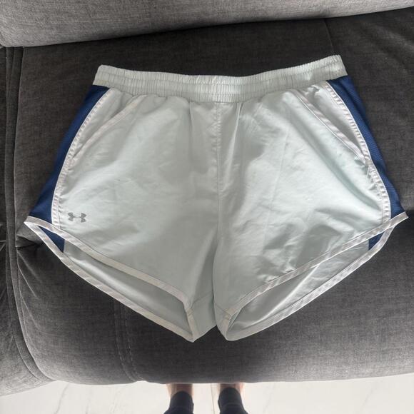 Under Armour white and blue shorts #activewear - Picture 1 of 4